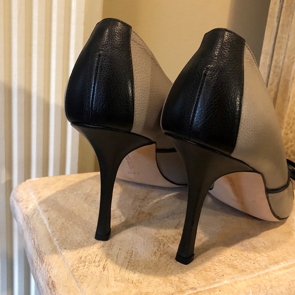 NIB MANOLO BLAHNIK EU 39.5 US 8.5-9 - Picture 3 of 7